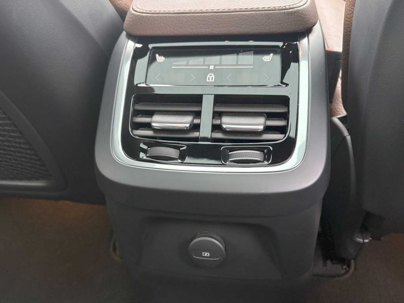 Volvo  T8 AWD Inscription Expr.