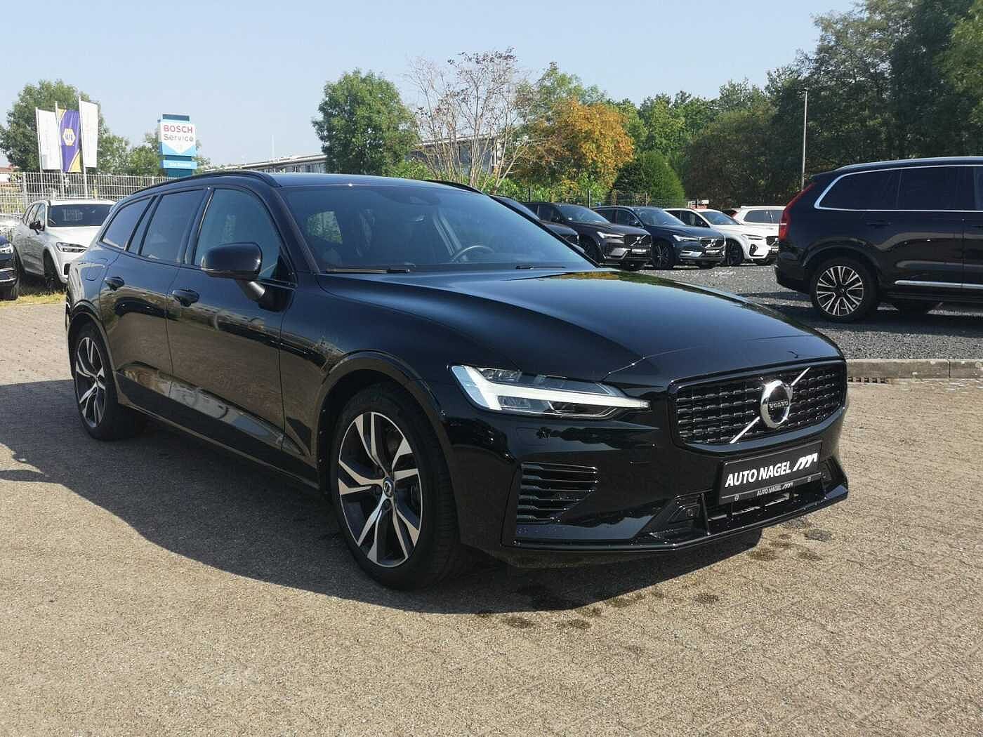 Volvo  T6 Twin Engine AWD Plus Dark Plug-In SHD/LED