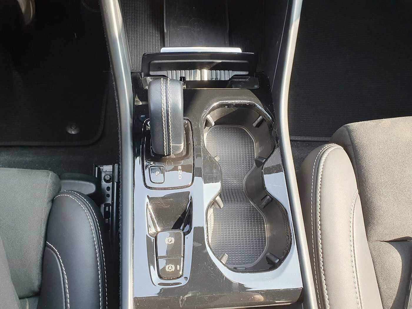 Volvo  T5 Twin Engine R-Design
