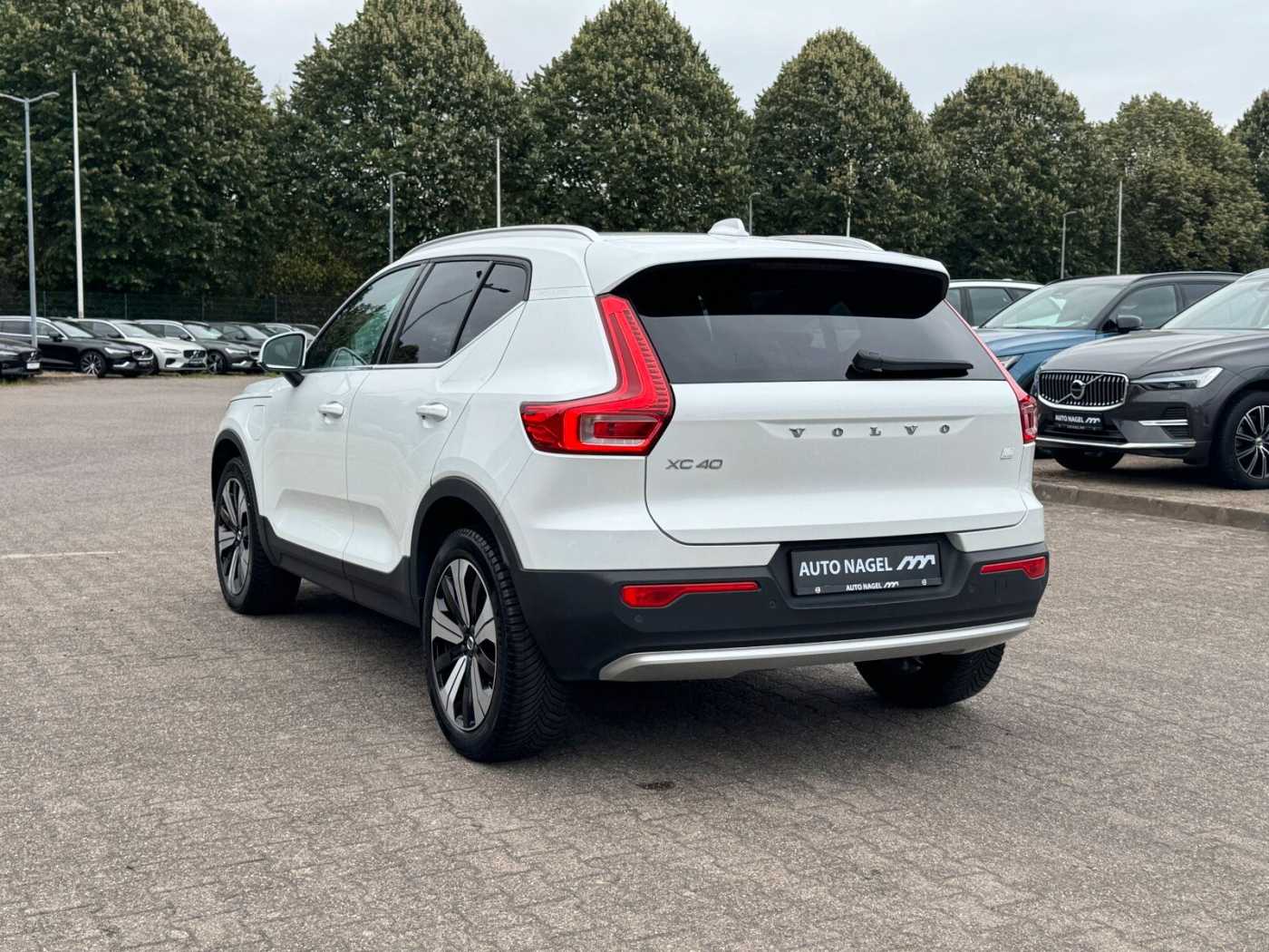 Volvo  T5 Plus Bright Plug-In Navi/Keyless-Start
