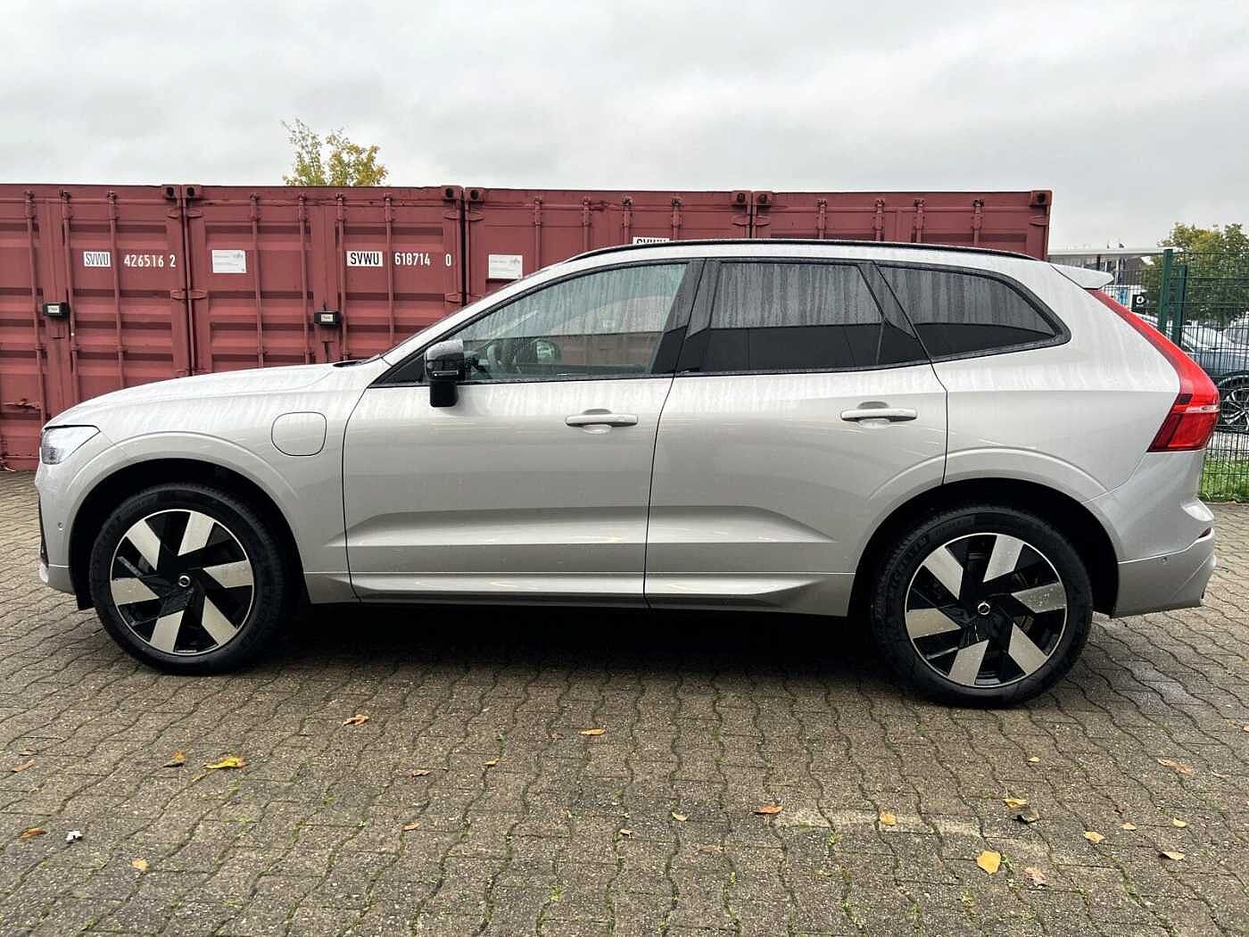Volvo  T6 Plus Dark AHK|PANO|20'|360CAM|ALARM|ACC