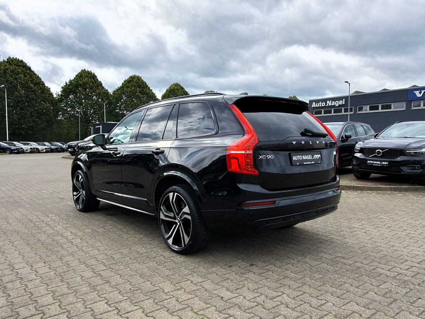 Volvo  T8 AWD Plus Dark Plug-In SD/Keyless-Start