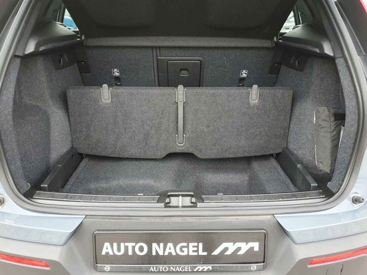 Volvo  P8 Pure Electric Plus Recharge Standheizung