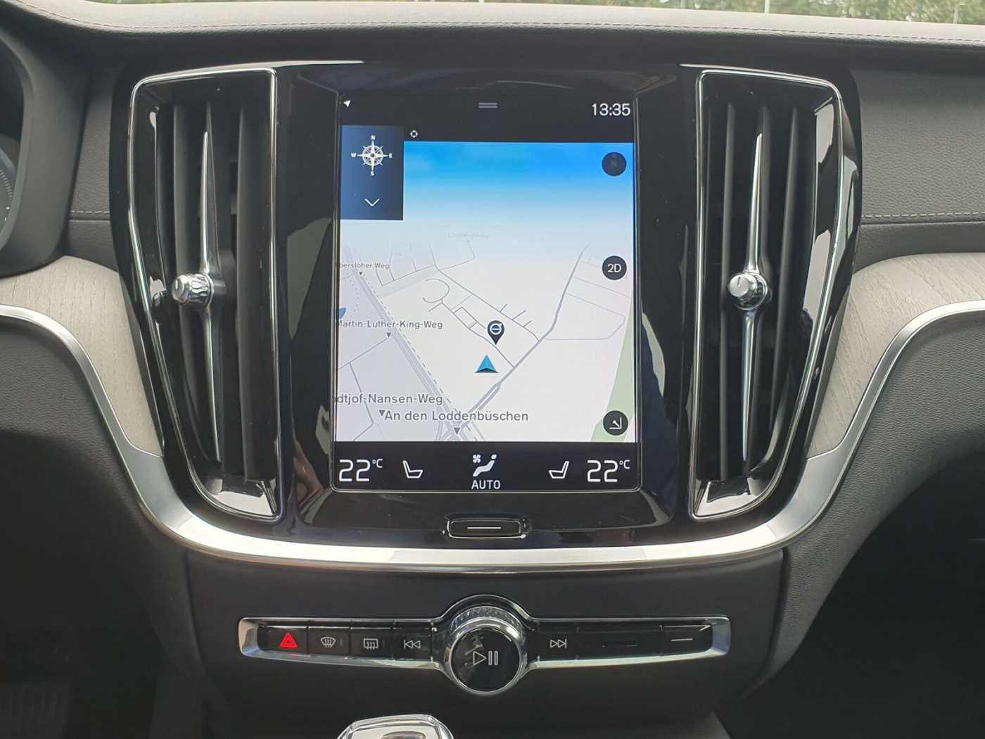 Volvo  T6 Twin Engine AWD Plus Bright Plug-In (E6d)