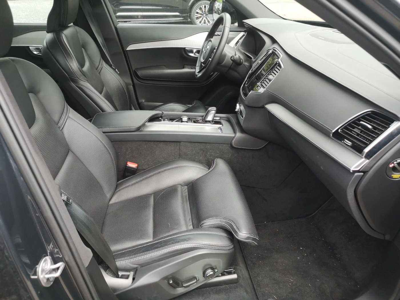 Volvo  Recharge T8 R-Design Edition Navi/Autom.