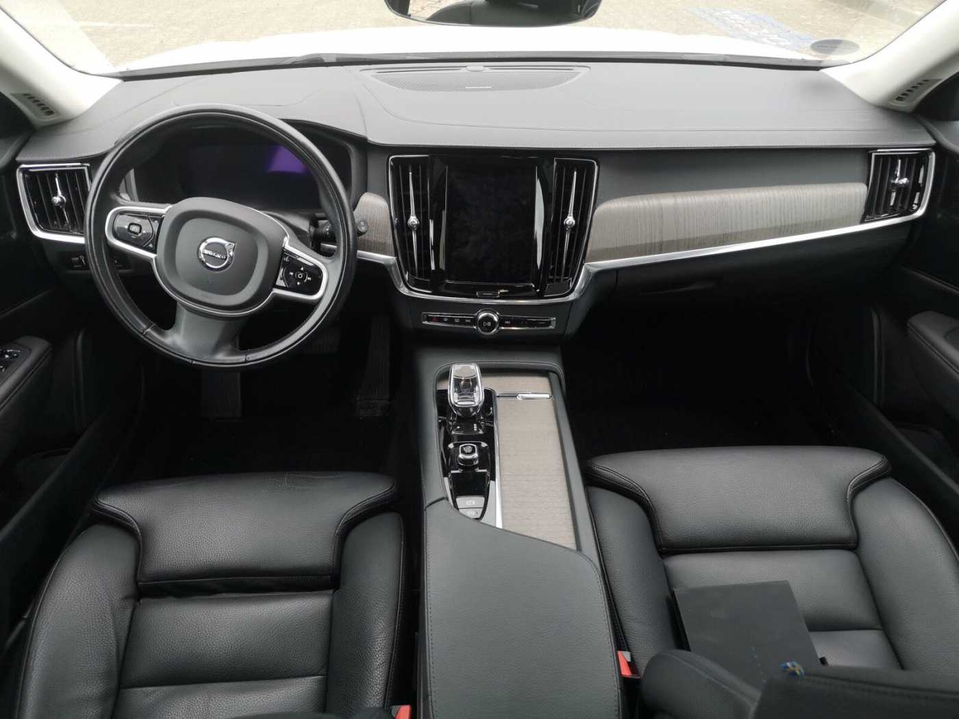 Volvo  B4 Inscription SD/Keyless-Start/Autom. /Klima