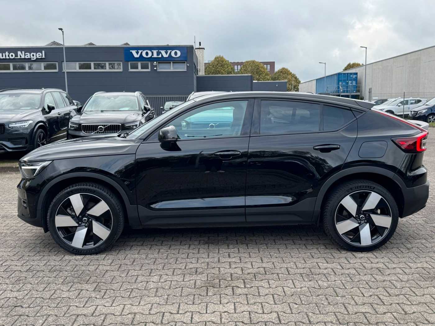 Volvo  Recharge Twin Pure Electric AWD Ultimate LED