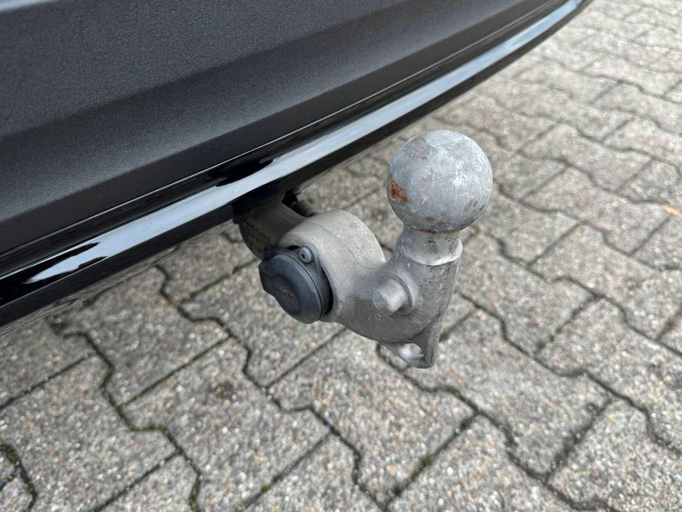 Volvo  Recharge Twin Pure Electric AWD Ultimate LED