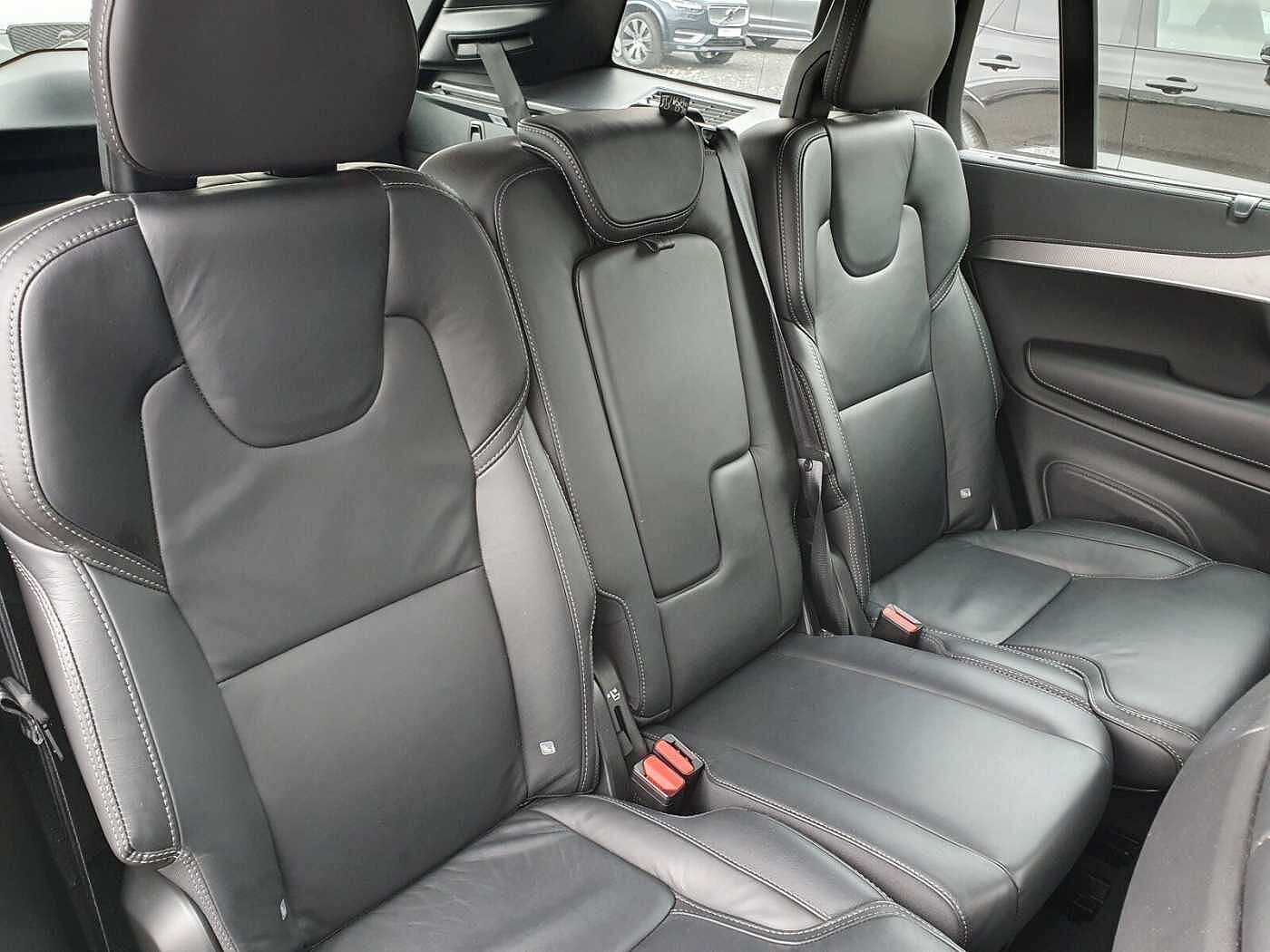 Volvo  Recharge T8 R-Design Edition Navi/Autom.