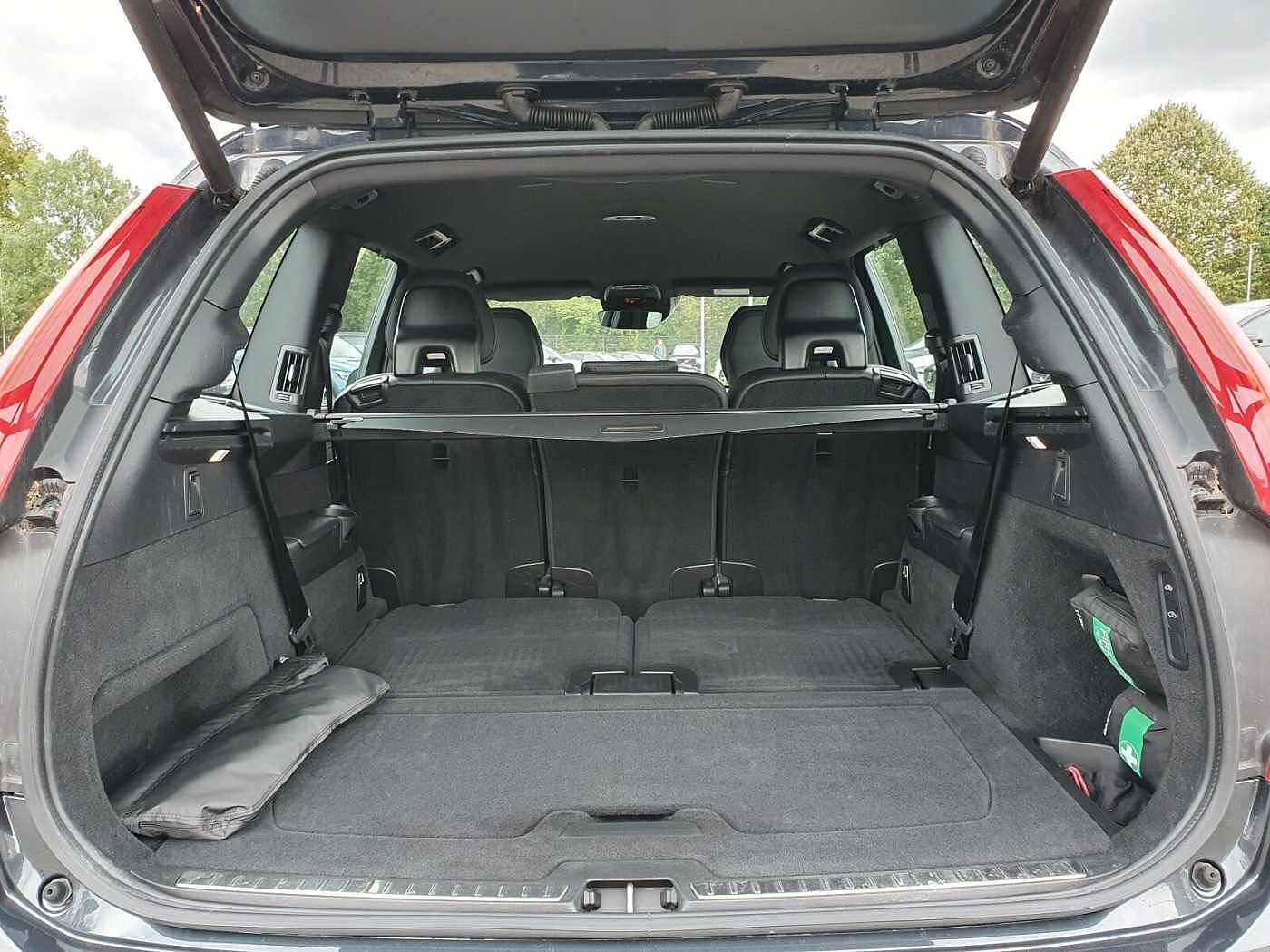 Volvo  Recharge T8 R-Design Edition Navi/Autom.