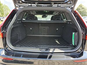 Volvo  T6 Twin Engine AWD R-Design | AHK | PANO |BC