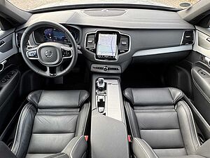Volvo  Recharge T8 AWD Plus Dark |LUFT|22'|