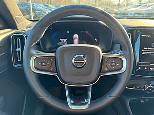 Volvo  Single Motor Extended Range Plus Black Edit