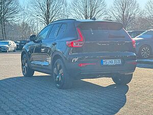 Volvo  Single Motor Extended Range Plus Black Edit