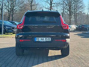 Volvo  Single Motor Extended Range Plus Black Edit