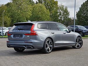 Volvo  T6 Twin Engine AWD R-Design PANO |Navi/SHD