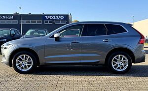 Volvo  D4 Autom. AWD Momentum | AHKNavi/Klima/LED