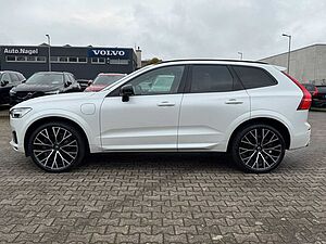 Volvo  T6 Twin Engine AWD R-Design PANO|AHK|22'ALU