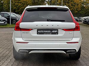 Volvo  T6 Twin Engine AWD R-Design PANO|AHK|22'ALU