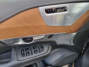 Volvo  T8 AWD Inscription Plug-In PANO