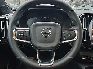 Volvo  T4 Plus Dark Plug-In Navi/Keyless-Start/LED