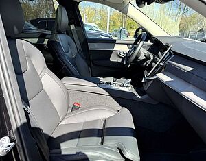 Volvo  T8 Facelift Ultra Bright AHK|PANO|