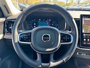 Volvo  T8 Facelift Ultra Bright AHK|PANO|