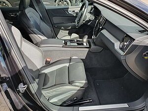 Volvo  T6 Twin Engine AWD R-Design
