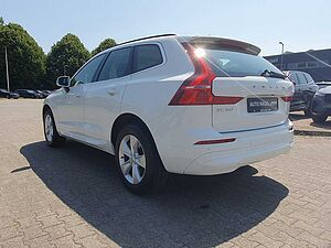 Volvo  B4 Momentum Pro Keyless-Start/Autom. /Klima