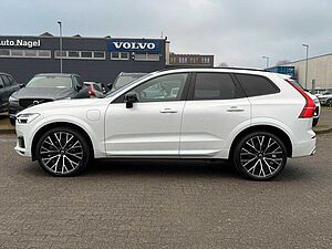 Volvo  T6 Twin Engine AWD R Design Plug-In (E6d)