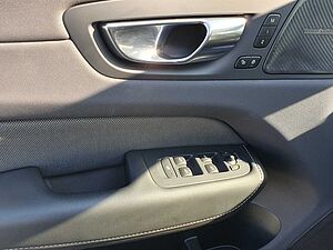 Volvo  T6 AWD R-Design Plug-In SD/Keyless-Start/BC