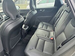 Volvo  Recharge T8 Plus Dark PANO