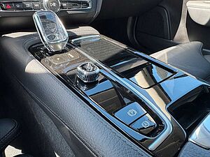 Volvo  Recharge T6 Inscription LONG RANGE |PANO|