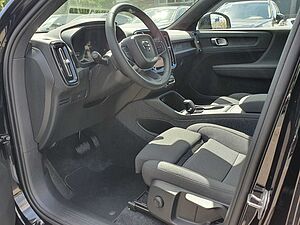 Volvo  Recharge Plus Dark