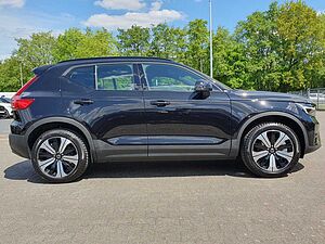 Volvo  Recharge Plus Dark