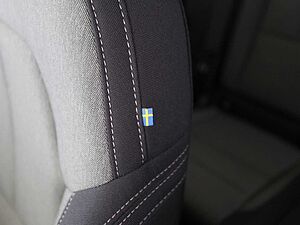 Volvo  B3 Autom. Plus Dark