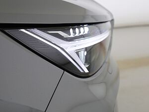 Volvo  B3 Autom. Plus Dark