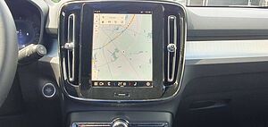 Volvo  B3 Autom. Plus Dark