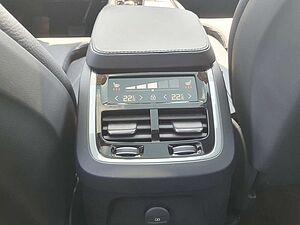 Volvo  Recharge T8 Ultimate Bright