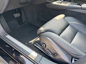 Volvo  T6 Twin Engine AWD Plus Dark Plug-In Autom.