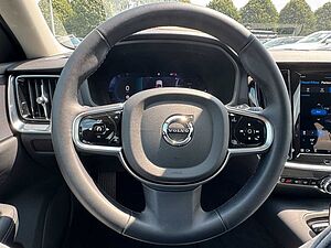 Volvo  T6 Twin Engine AWD Plus Dark Plug-In Autom.