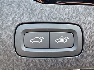 Volvo  T6 Twin Engine AWD Plus Dark Plug-In Autom.