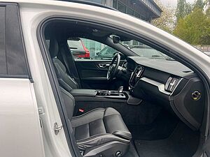 Volvo  Recharge T8 R-Design LONG RANGE HEAD UP|AHK|