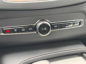 Volvo  T8 AWD Inscription Expression Plug-In