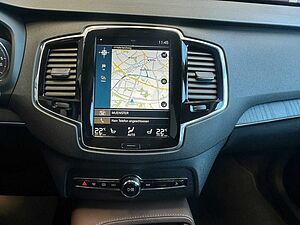 Volvo  B5 AWD Momentum Pro Navi/KeylessStart/Klima