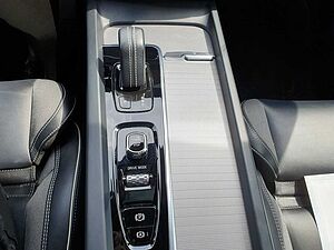 Volvo  T6 Twin Engine AWD R Design Plug-In Navi/SD