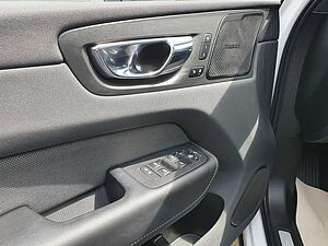 Volvo  T6 Twin Engine AWD R Design Plug-In Navi/SD