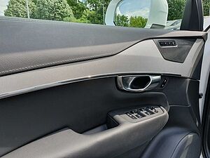 Volvo  B5 AWD Plus Bright
