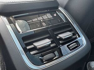 Volvo  Recharge T8 Ultra Bright PANO|STANDH|LEDER