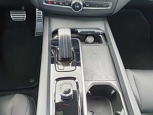 Volvo  Recharge T6 R-Design Plug-In